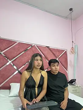 Snapshot of Kimmiebellarie chatting on April 2026 01:06:02 PM Kimmiebellarie online show from April 2026 01:06:02 PM