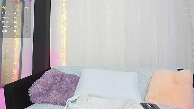 Snapshot of Sofia_Mature_ chatting on June 2026 07:25:01 PM Sofia Mature online show from June 2026 07:25:01 PM