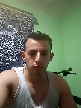 Snapshot of kaeel_1998 chatting on April 2026 10:43:01 PM kaeel 1998 online show from April 2026 10:43:01 PM