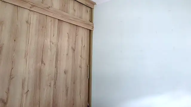 Snapshot of andrew_1520 chatting on January 2026 05:06:01 PM andrew 1520 online show from January 2026 05:06:01 PM