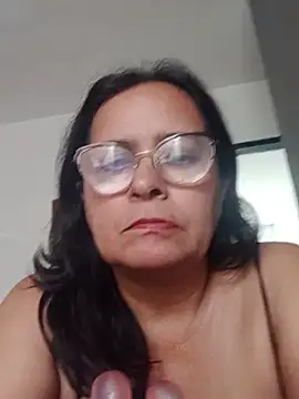 PienCanela online show from June 2026 01:04:02 PM