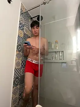 Snapshot of martinbakeer chatting on April 2026 07:31:02 PM martinbakeer online show from April 2026 07:31:02 PM