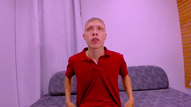 Snapshot of greiberland chatting on April 2026 10:16:01 PM greiberland online show from April 2026 10:16:01 PM