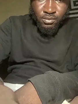 Snapshot of bobkingbige chatting on April 2026 12:38:02 AM bobkingbige online show from April 2026 12:38:02 AM