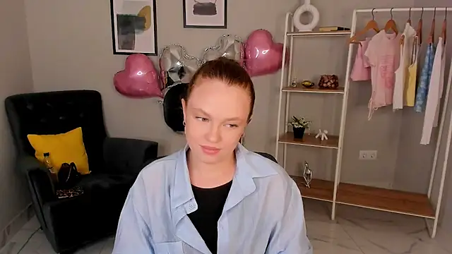 Kira Lemos online show from June 2026 11:55:01 AM