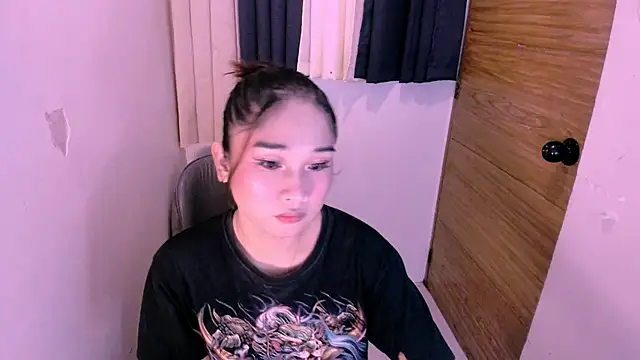 hugecock cali online show from June 2026 02:03:01 AM