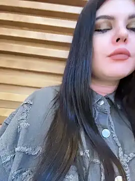 Snapshot of AmeliaBronze chatting on April 2026 07:20:02 AM AmeliaBronze online show from April 2026 07:20:02 AM