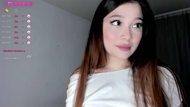 VivaLaDiva online show from April 2026 08:25:02 PM