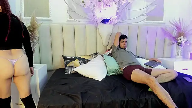 Snapshot of wild_loverss chatting on April 2026 09:37:02 PM wild loverss online show from April 2026 09:37:02 PM