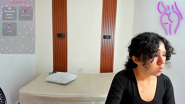 Snapshot of zoe_hayami chatting on May 2026 10:42:01 AM zoe hayami online show from May 2026 10:42:01 AM