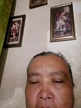jeanyummytits online show from June 2026 06:14:01 PM