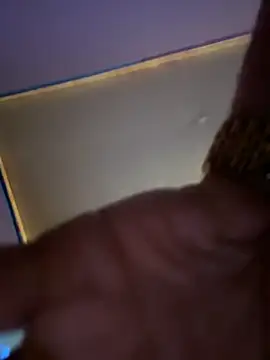 Snapshot of BigDaddyFresh chatting on April 2026 05:33:01 AM BigDaddyFresh online show from April 2026 05:33:01 AM