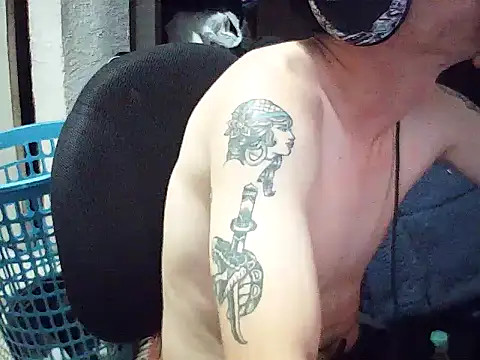 Snapshot of Antwan-Oliveiras chatting on April 2026 10:09:02 AM Antwan-Oliveiras online show from April 2026 10:09:02 AM