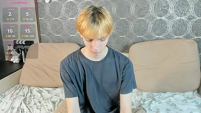 cute grecha online show from April 2026 04:56:02 PM