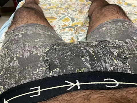 smalldick1202 online show from April 2026 07:20:02 AM