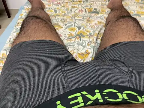 smalldick1202 online show from April 2026 04:01:01 PM