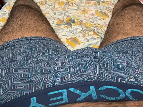 smalldick1202 online show from April 2026 07:50:01 AM