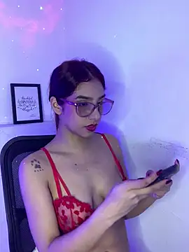 Snapshot of miss_carly chatting on June 2026 06:07:02 PM miss carly online show from June 2026 06:07:02 PM