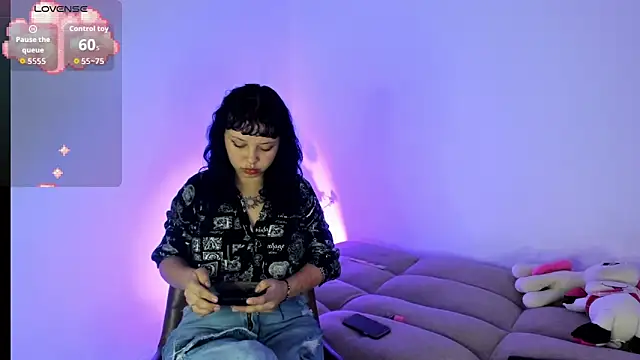 Ishaan 07 online show from April 2026 07:34:01 PM