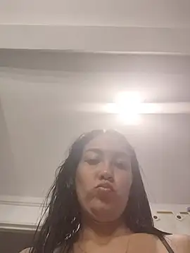 Snapshot of LuluDream chatting on July 2026 01:54:01 AM LuluDream online show from July 2026 01:54:01 AM