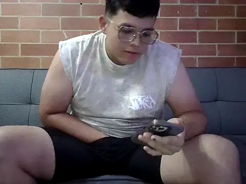 Snapshot of steef0_ chatting on April 2026 05:24:02 AM steef0 online show from April 2026 05:24:02 AM