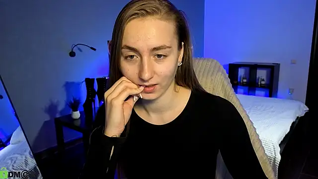 Your Emily25 online show from May 2026 08:01:01 AM