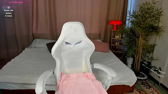 alis tauber online show from July 2026 09:26:01 AM