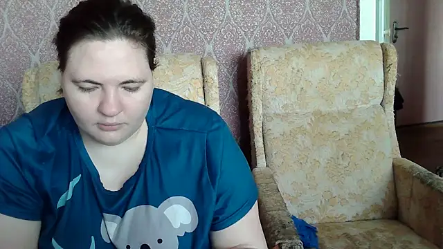 Snapshot of DillionWestgate chatting on April 2026 05:14:01 AM DillionWestgate online show from April 2026 05:14:01 AM