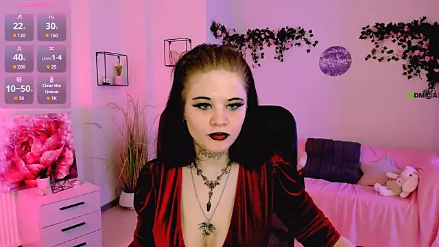 nikki kiss  online show from July 2026 08:41:01 AM