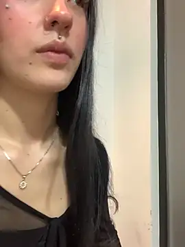 NickieCute- online show from April 2026 08:09:02 PM