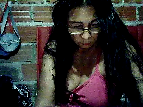 lola teem online show from April 2026 05:35:01 AM