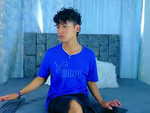 IhanKing online show from May 2026 06:15:02 PM