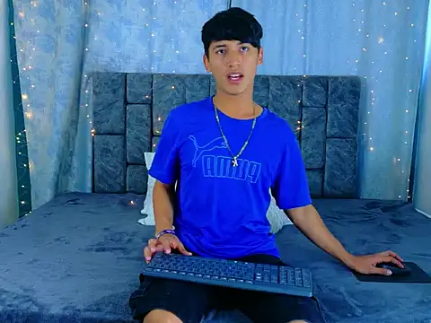 IhanKing online show from May 2026 07:30:02 PM