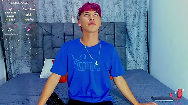 Snapshot of IhanKing chatting on June 2026 07:27:02 PM IhanKing online show from June 2026 07:27:02 PM