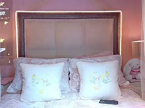 VaLuu   online show from May 2026 12:45:02 PM