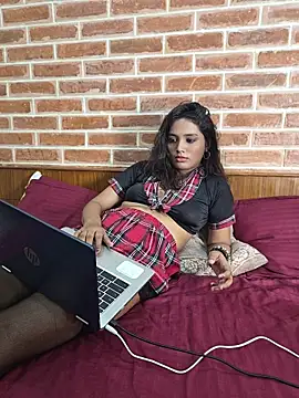 jellyyynspicyyy online show from July 2026 01:39:02 PM