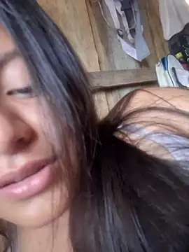 AishaYeleth online show from April 2026 07:58:02 PM