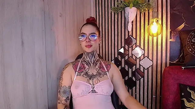Atenea Red online show from May 2026 10:06:02 PM