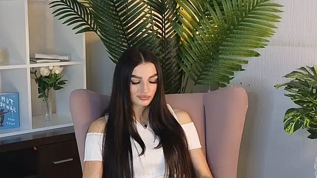 Snapshot of GertieEdeker chatting on April 2026 07:53:01 AM GertieEdeker online show from April 2026 07:53:01 AM