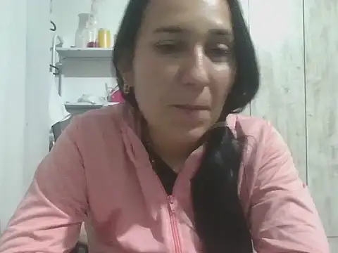 Dramaqueenlive online show from April 2026 11:38:02 PM