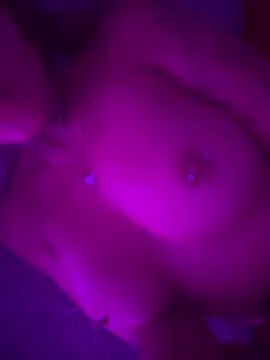 Violeta queen1 online show from June 2026 03:37:02 AM