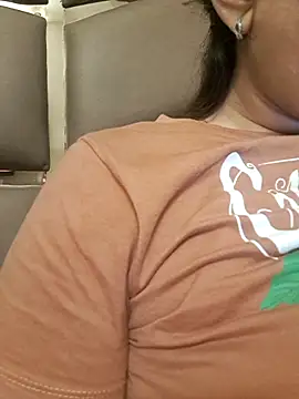 Snapshot of Ritika_cam chatting on April 2026 05:53:02 PM Ritika cam online show from April 2026 05:53:02 PM