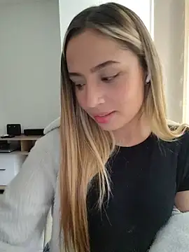 Bebitafiu online show from May 2026 07:55:02 PM