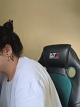  lascivious online show from June 2026 05:45:01 PM