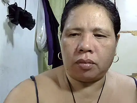 HottyCurlyPeanut online show from June 2026 11:12:01 AM