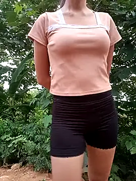 Elena Mia online show from July 2026 10:48:01 PM