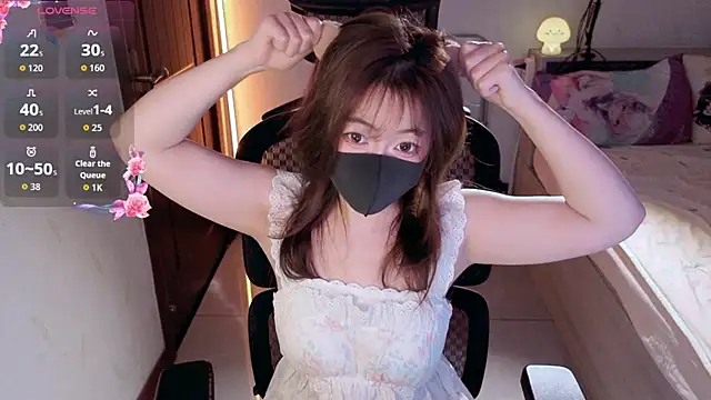 Snapshot of KKi-8 chatting on June 2026 12:10:02 PM KKi-8 online show from June 2026 12:10:02 PM