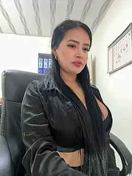 Snapshot of Sara_fun chatting on February 2025 04:15:01 AM Sara fun online show from February 2025 04:15:01 AM