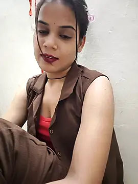 Snapshot of Dimple-Shah chatting on June 2026 01:03:02 PM Dimple-Shah online show from June 2026 01:03:02 PM