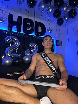 willclayy online show from July 2026 10:09:01 AM